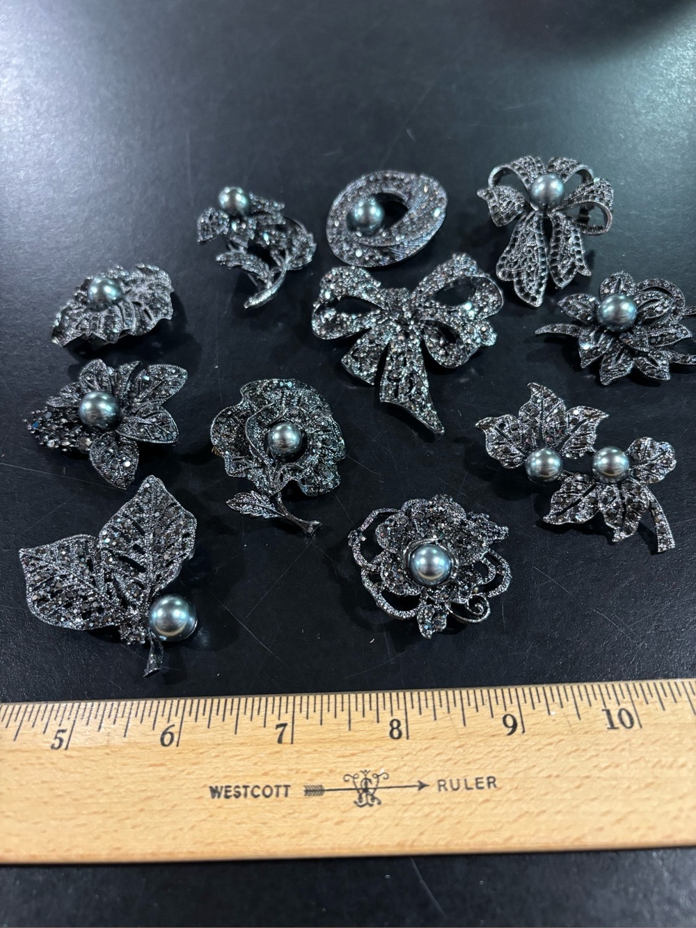 BLACK RHINESTONE W PEARLS LOT IF 11 NWOT BROOCHES PINS BEAUTIFUL FLOWERS BOW